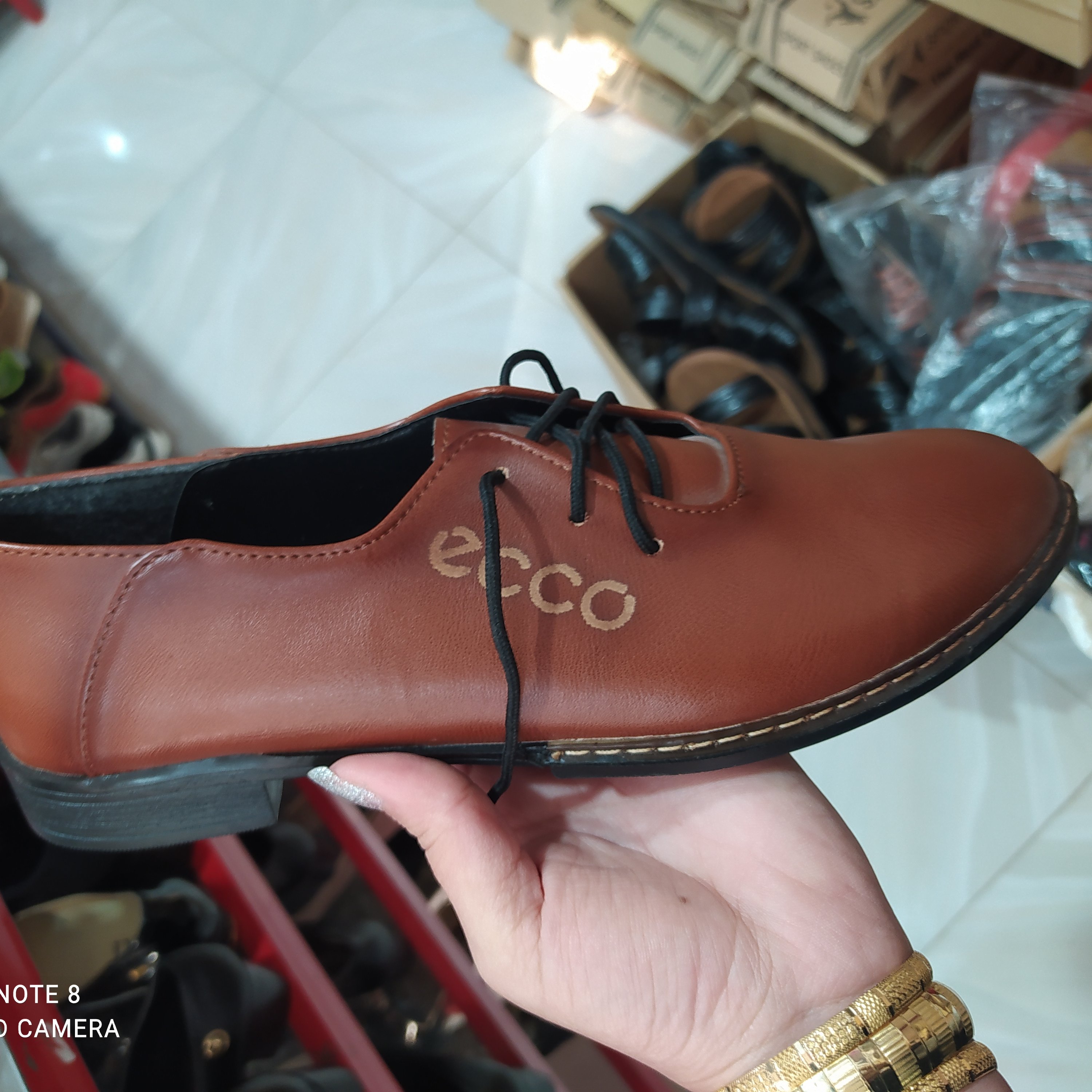 کفش جنس عالی شیک و راحت تک رنگ سایزبندی37/40