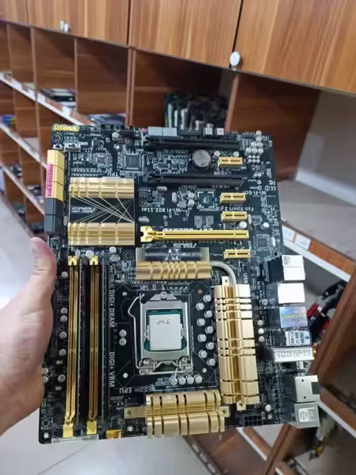 باندل ASUS Z87 DELUX WIFI و i5 4460 و 16 گیگ رم