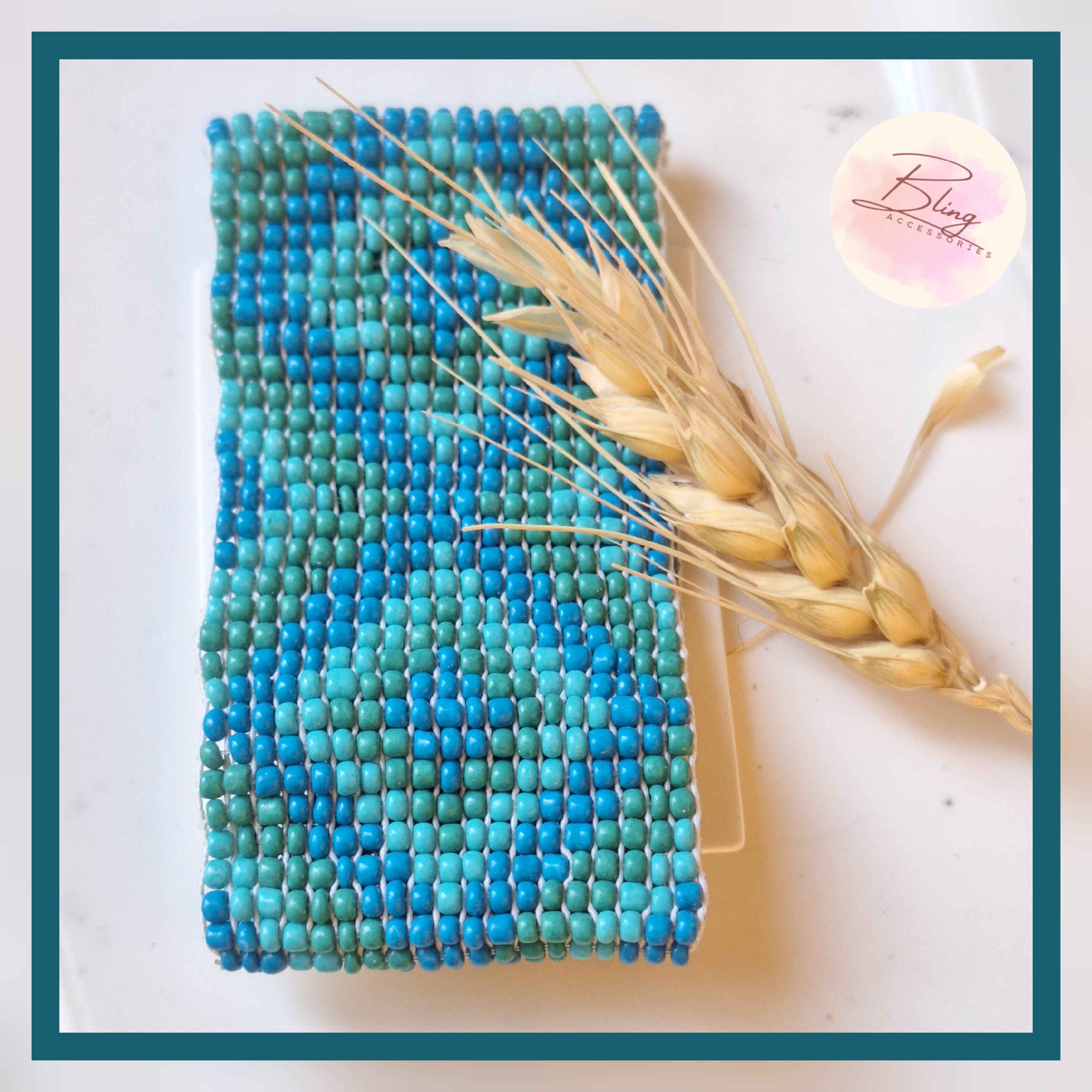 دستبند الاستیک منجوق سبز-آبی برند اکسسوری  