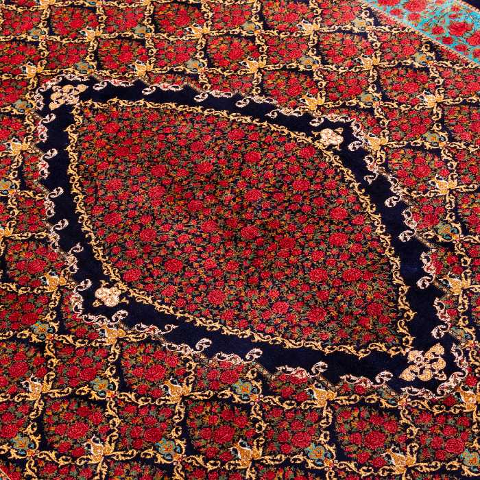 فرش ماشینی کد 359 طرح گل رز زمینه سرمه ای