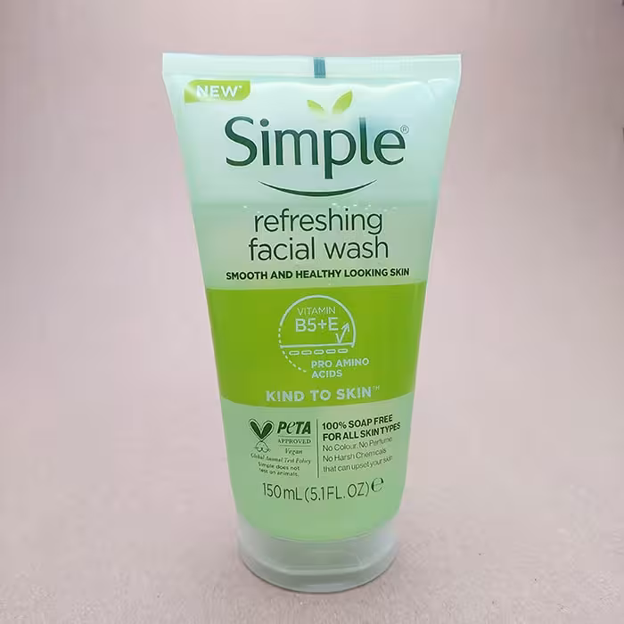 ژل شستشو صورت سیمپل 150میل Simple Refreshing کد91263