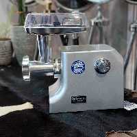 چر خ گوشت دلمونتی