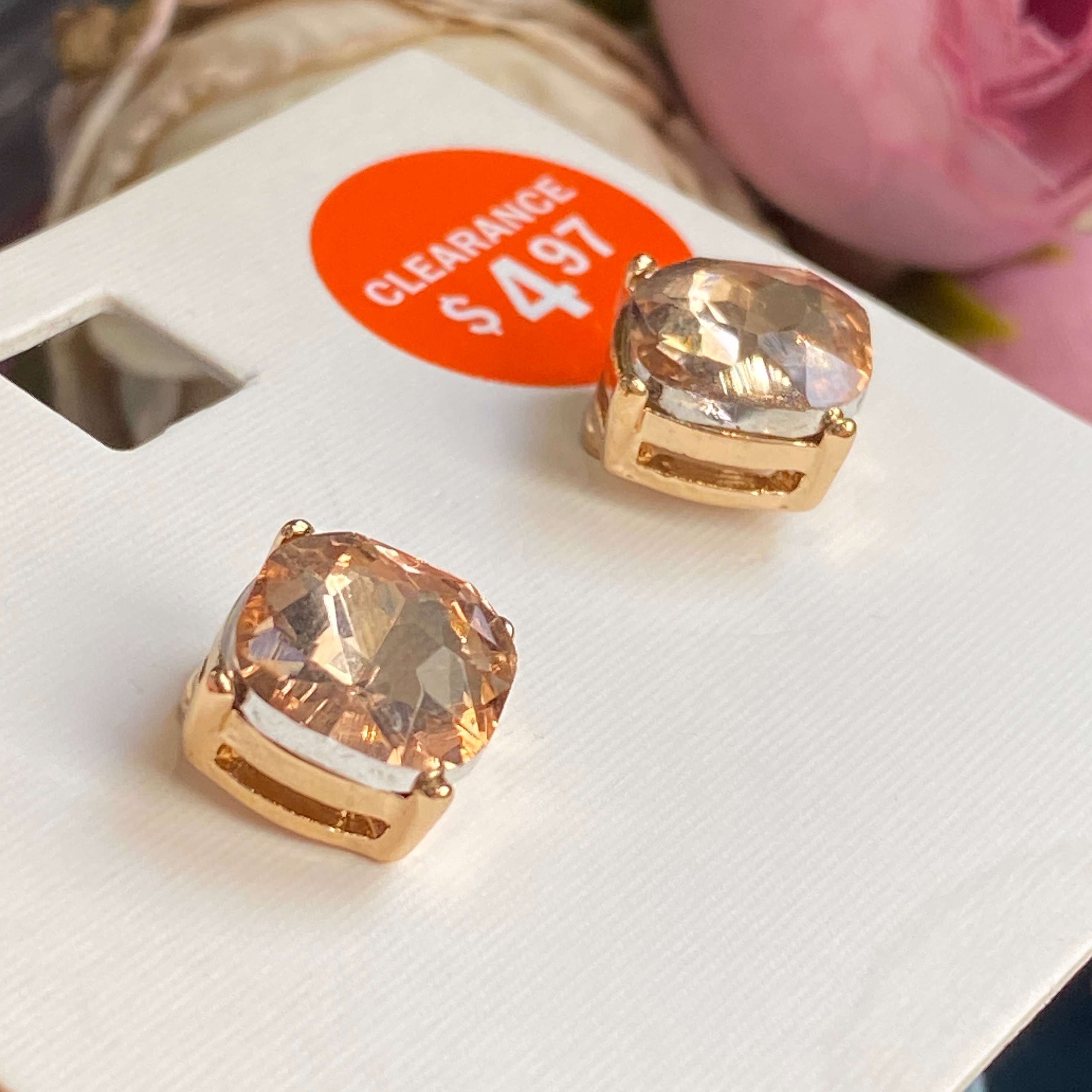 گوشواره میخی دخترانه وارداتی اکسسوری جذاب در گوش زیورالات مناسب کادو تولد کد 56