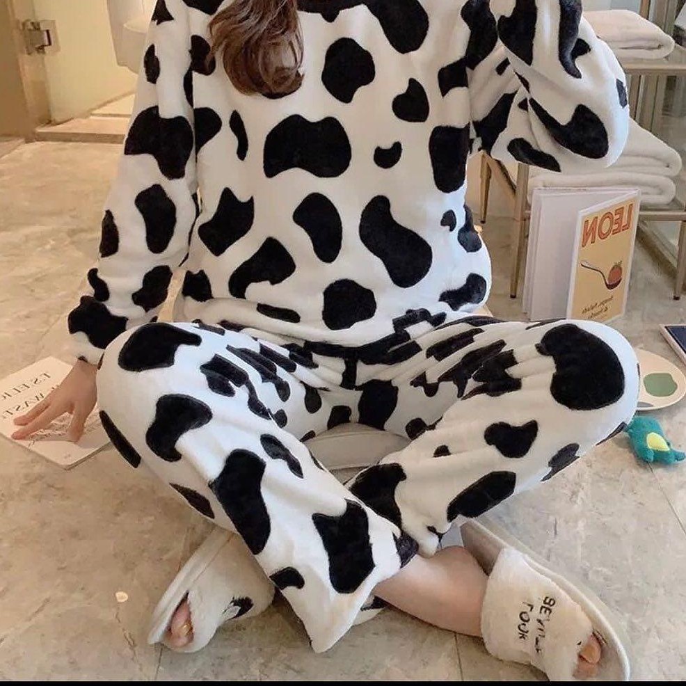 ست حوله ای راحتی طرح گاوی کار وارداتی باکیفیت و دوخت عالی 