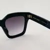 عینک آفتابی زنانه سلین مدل CL40130 807