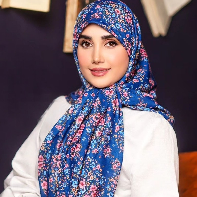 روسری گل ریز