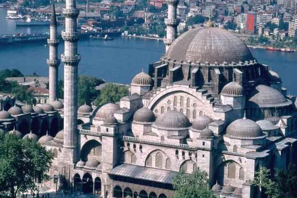 تحقیق ویژگی های معماری بیزانس