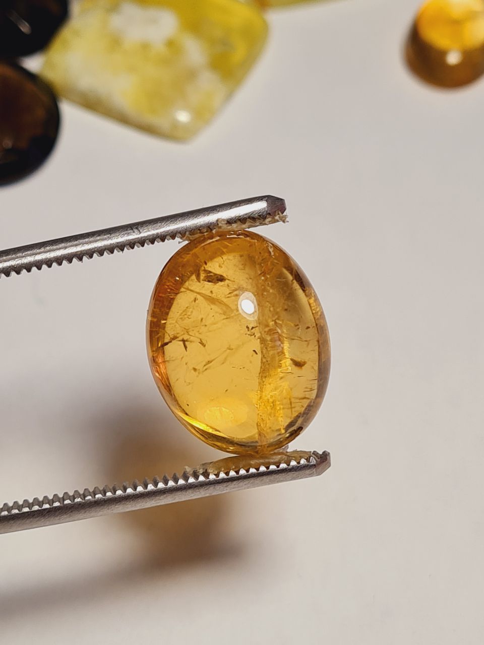 نگین قیمتی سیترین طبیعی بیضی 3438