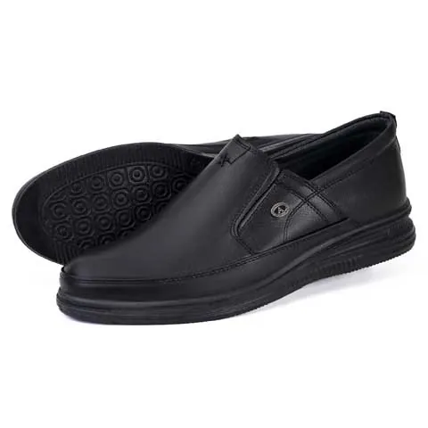 کفش بزرگپا طبی مردانه چرم طبیعی مدل کابانی بدون بند مشکی