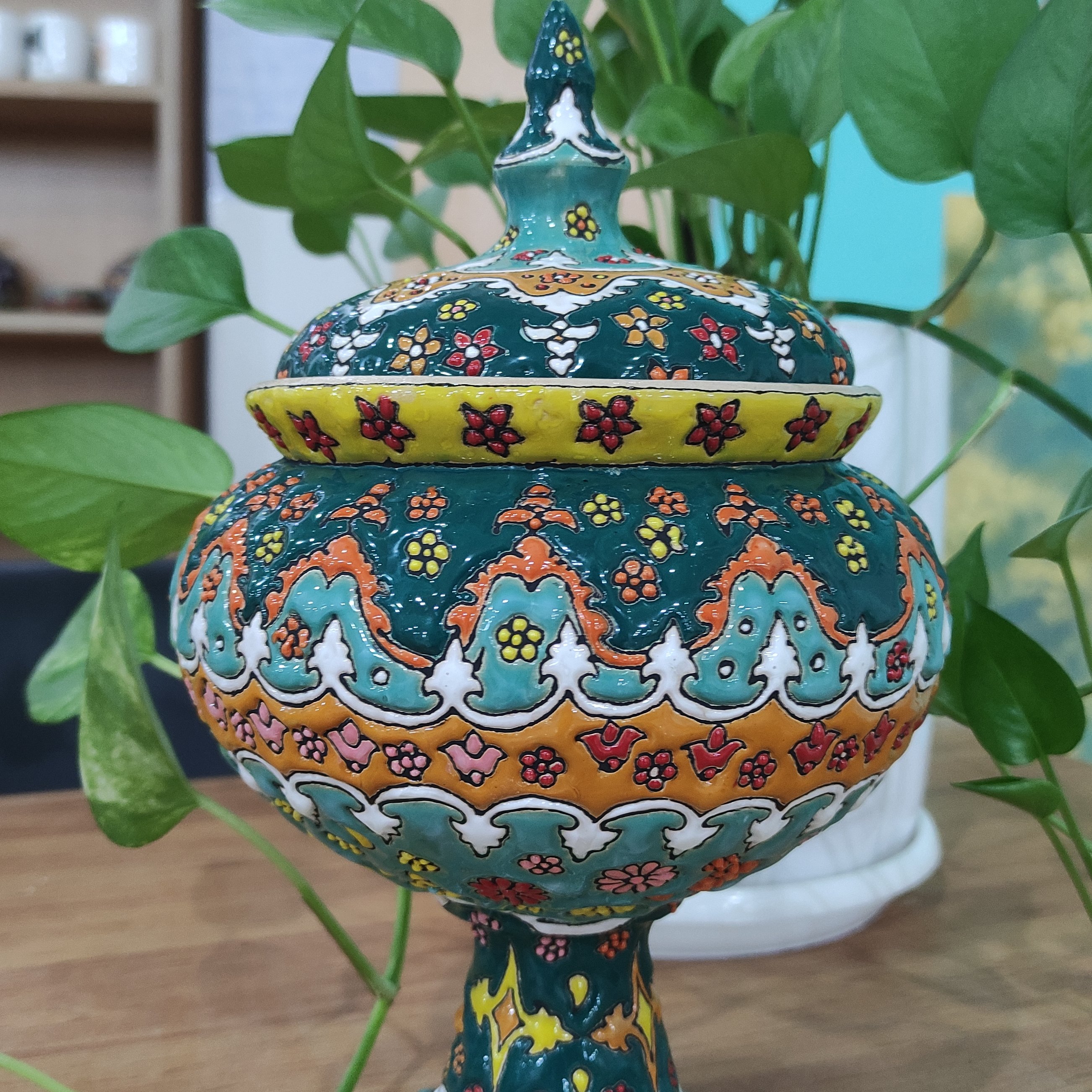شکلات خوری تک پایه میناکاری سنتی ایرانی