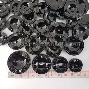 دکمه مشکی براق 4 سایز