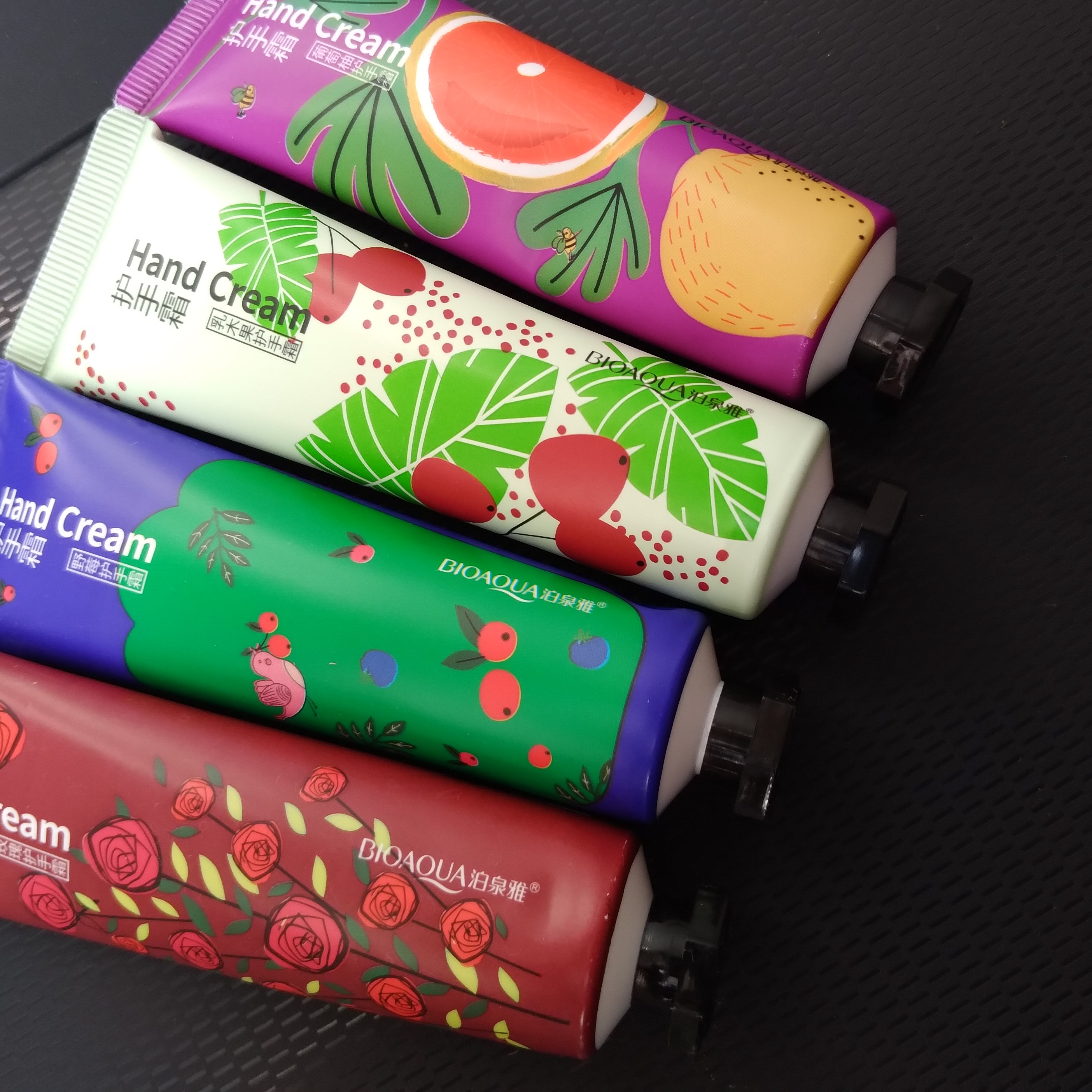 کرم دست میوه ای رایحه ای عالی 