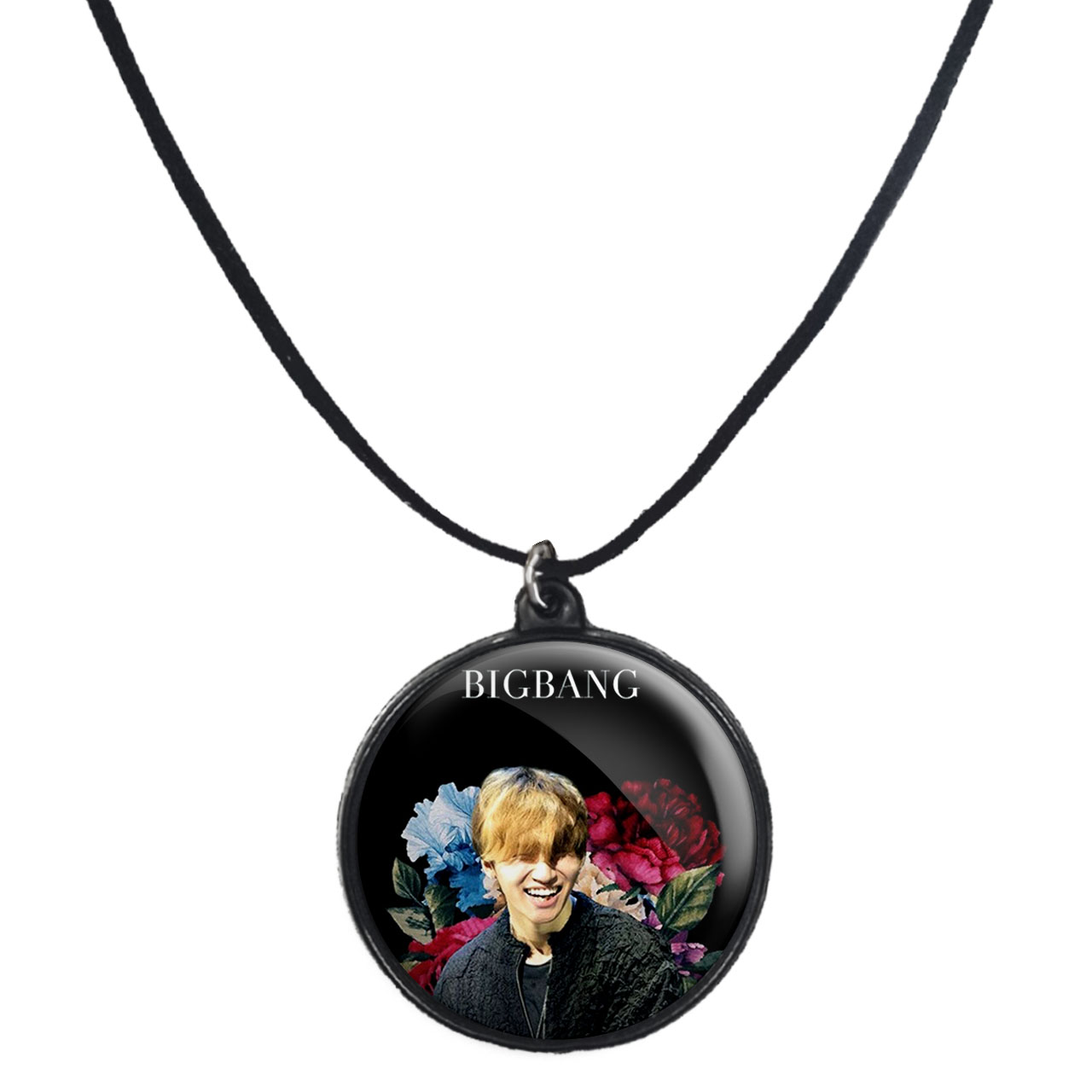 گردنبند پرمانه طرح گروه موسیقی بیگ بنگ BIG BANG کد pmb.15214 مدل دو طرفه