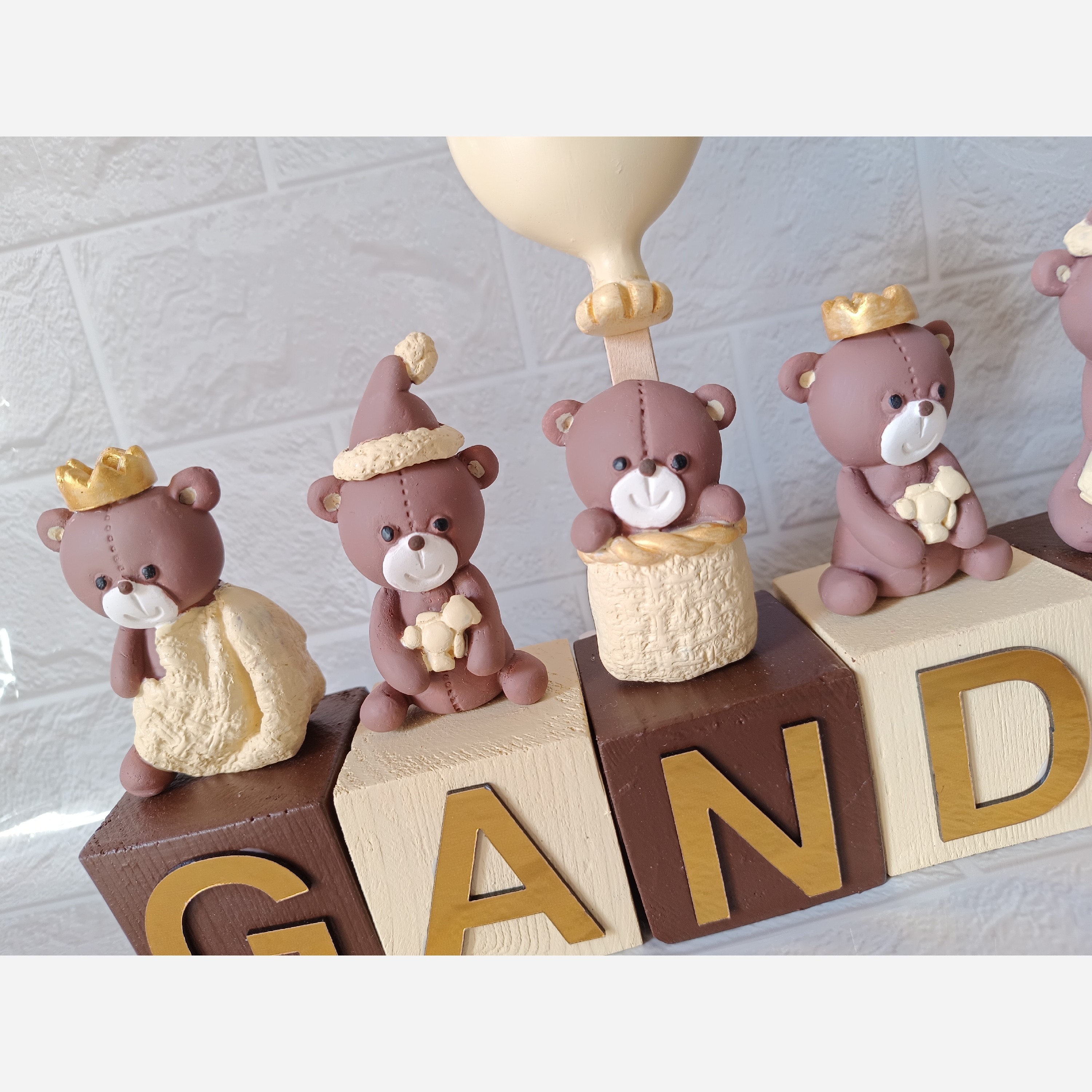 مکعب اسم 5 حرفی چوبی با عروسک