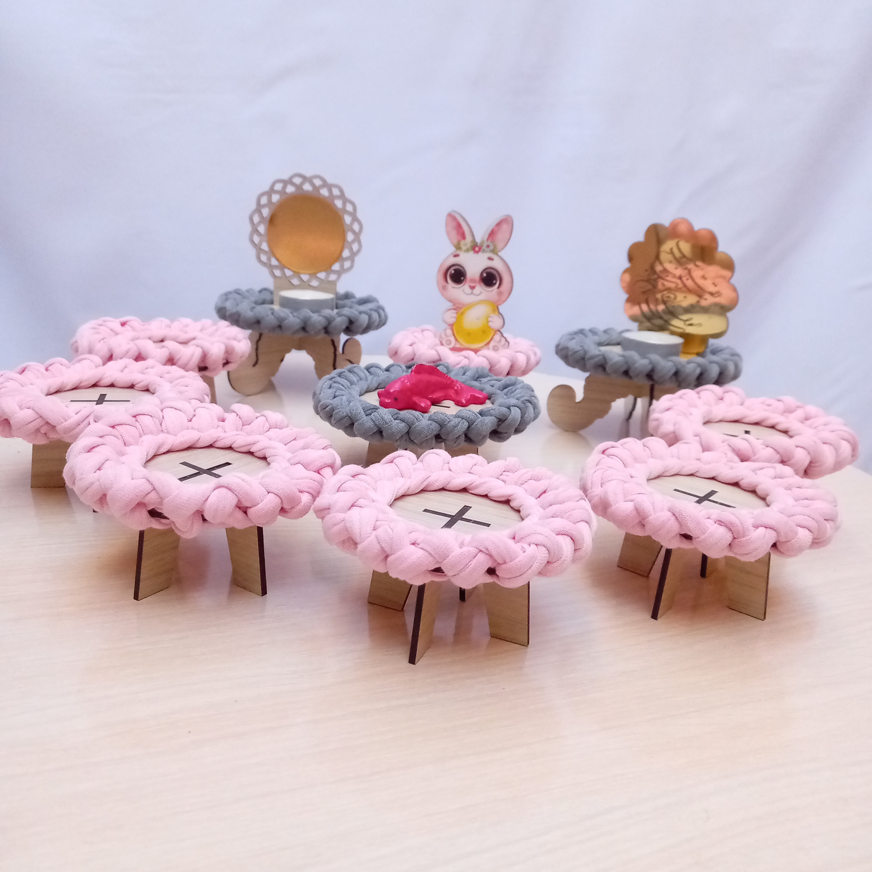 هفت سین تریکو با پایه های چوبی به همراه دعای تحویل سال و آینه