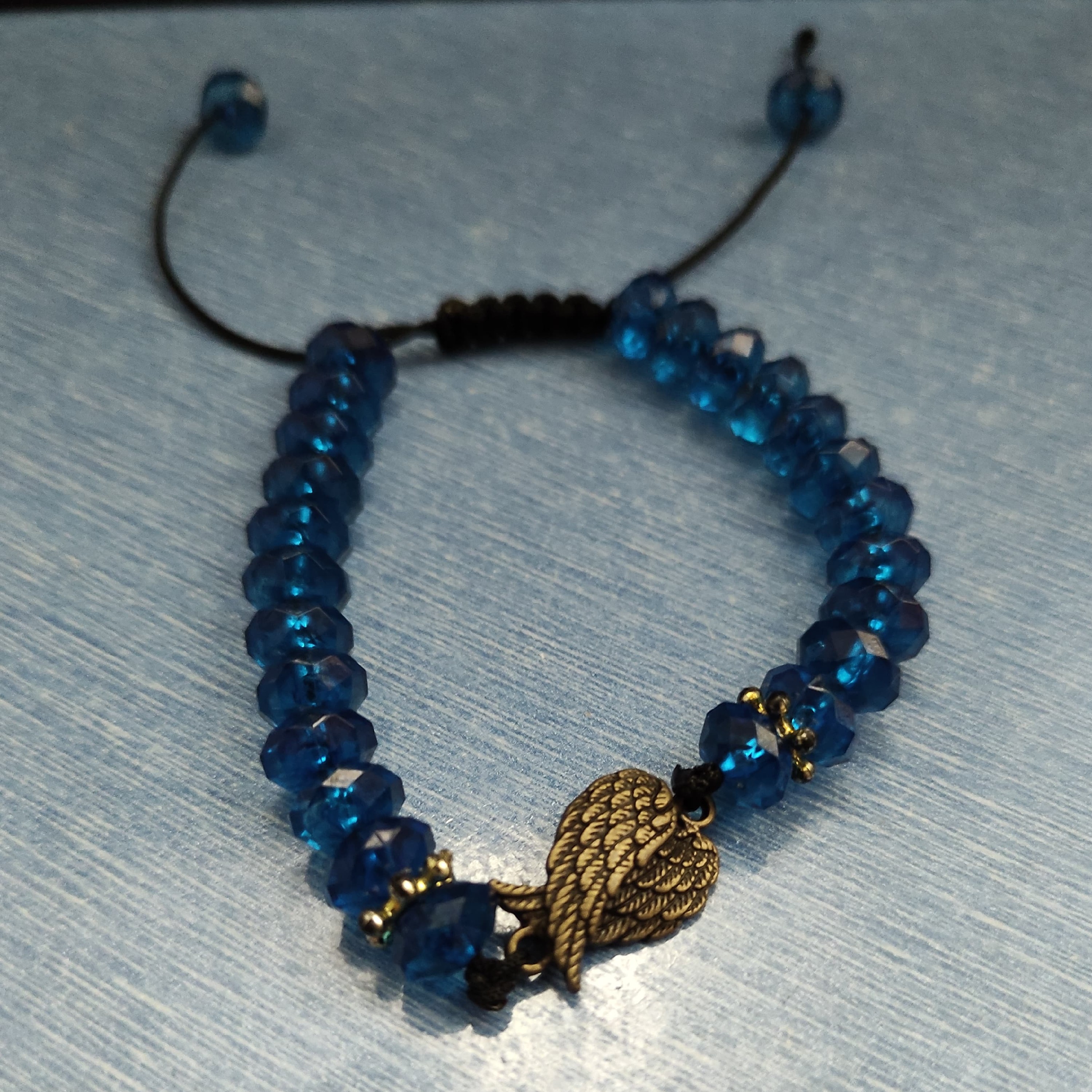 دستبند با قابلیت تغییر سایز گره کشویی رنگ آبی 