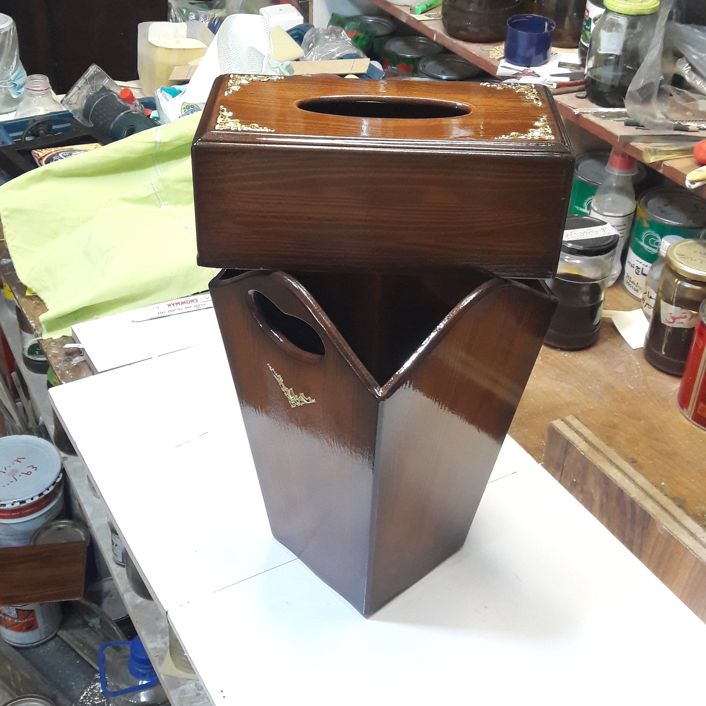 جعبه دستمال کاغذی و سطل 