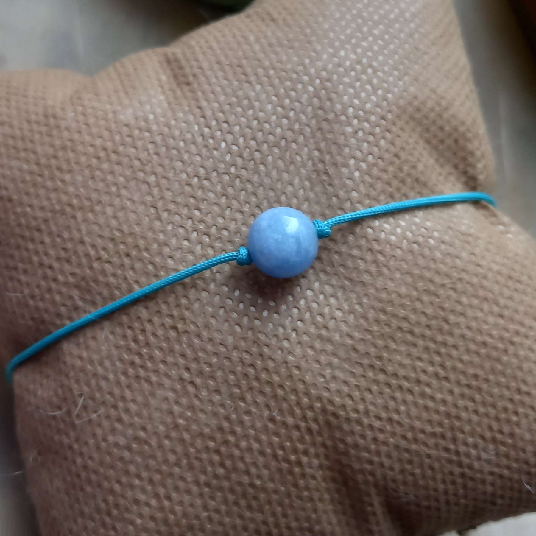 دستبند اکوامارین طبیعی مینیمال 