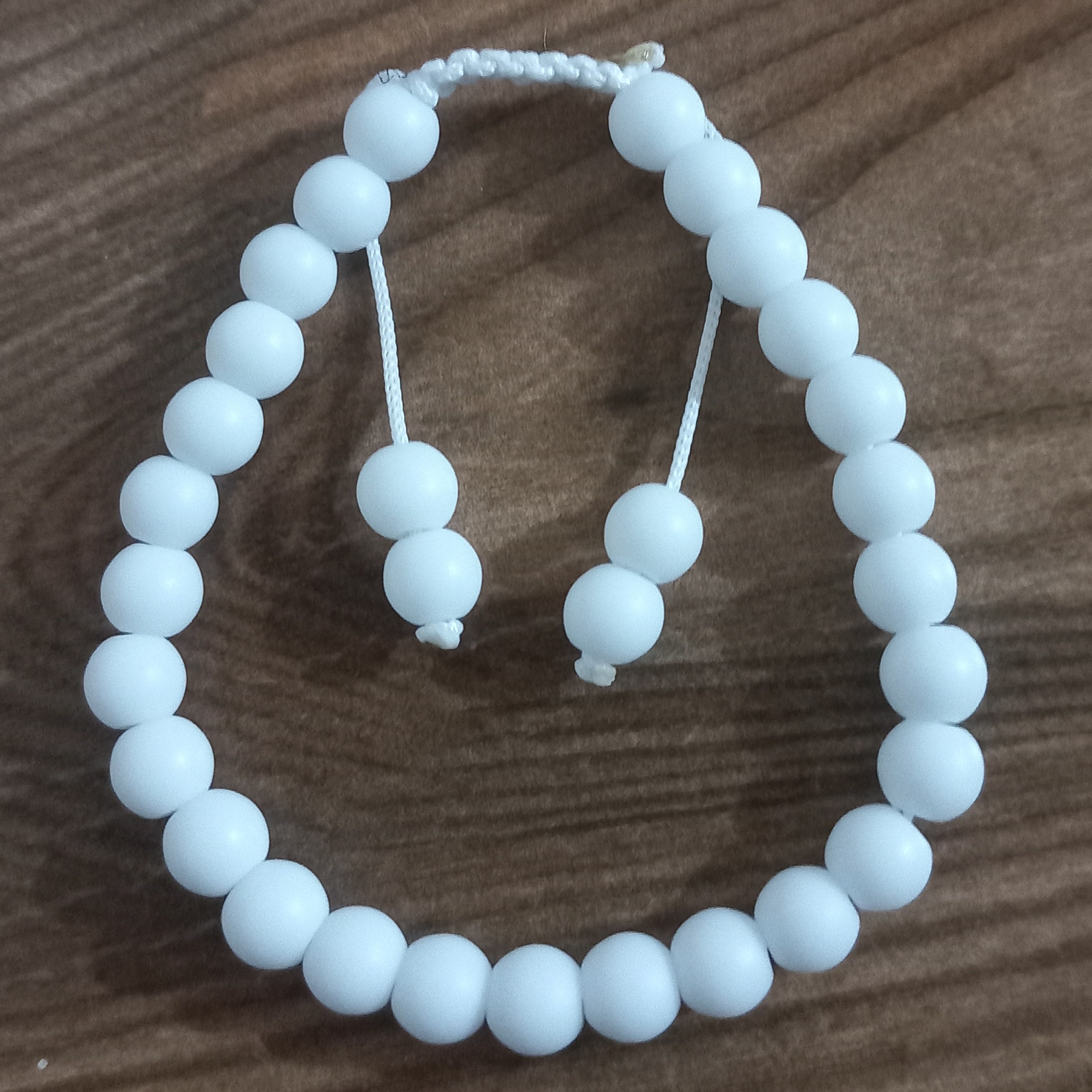 دستبند سفید، بافت کشویی