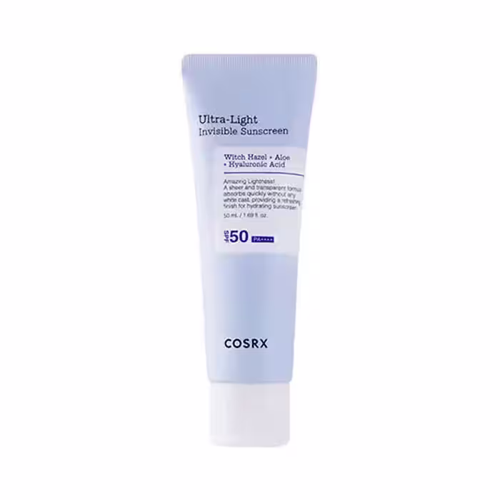 ضدآفتاب بسيار سبك حاوي فندق جادوگر ، آلوئه ورا و هيالورونيك اسيد كوزاركس SPF50  حجم 50 ميل
