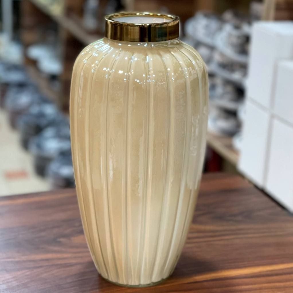 گلدان دکوری شیشه ای