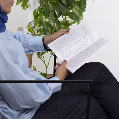 کتاب من و ویس‌ اثر فریده رازی انتشارات نیلا