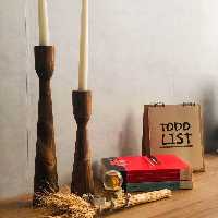 ست 2 تایی شمعدان چوبی رو میزی مدل النا (چوب روسی درجه یک) ارتفاع های 25 و 35