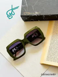 خرید عینک زنانه برند Gucci رنگ سبز دارای استاندارد UV400 و فرم کائوچو به همراه کاور و دستمال کد 2415141 - ردگل