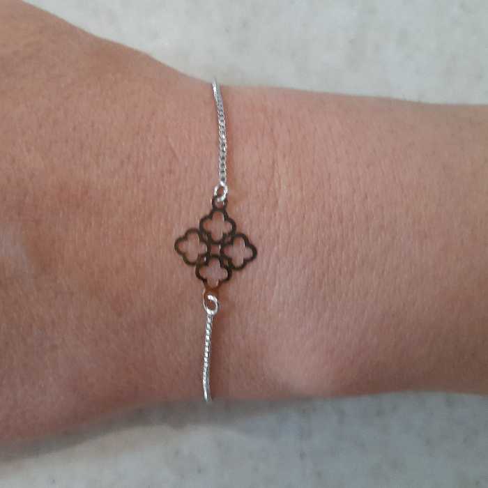 دستبند طلا  18 عیار بند استیل 130سوتی