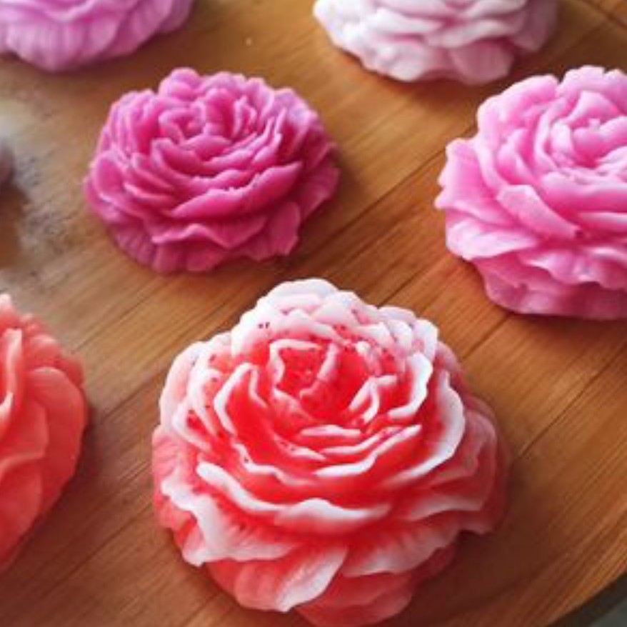 شمع پارافینی آلاله. شمع روآبی وزیبا ،مناسب برای گیفت عروسی وهدیه دادن