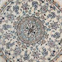 فرش دستباف یک متری طرح گرد مدل نایین D