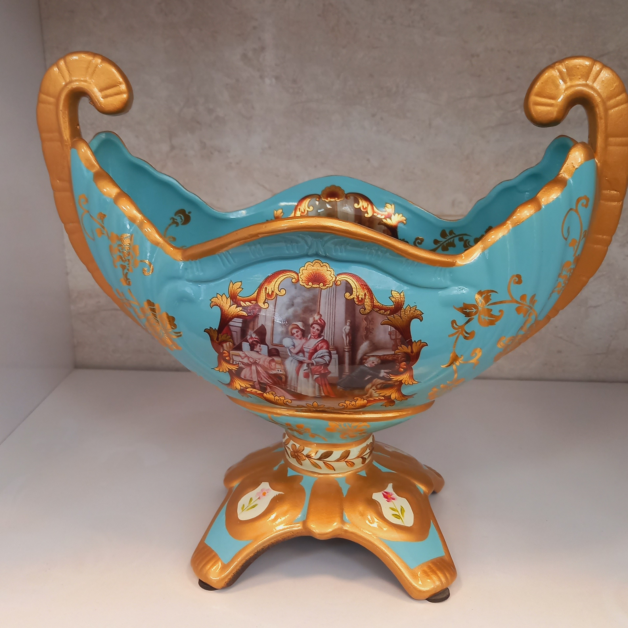 دکوری چینی و شکلات خوری