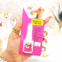 چسب ناخن ضد آب Brush On Nail Glueمحصولات پوست نادی