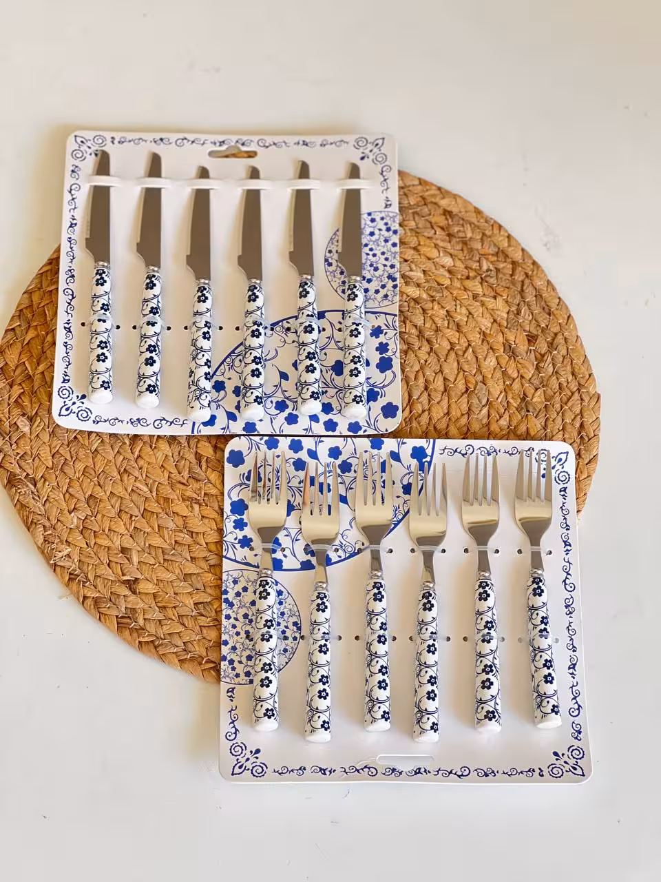 کارد و چنگال میوه خوری دسته سرامیکی- طرح گل سرمه ای طرح دسته جدید