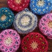 اسکاج دست بافت مخصوص شستشوی ظروف و نظافت خونه طرح گل 12 پر