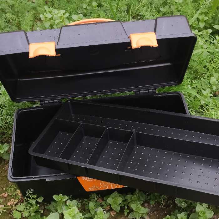 جعبه ابزار  دوقفله جنس پلاستیکی محکم 