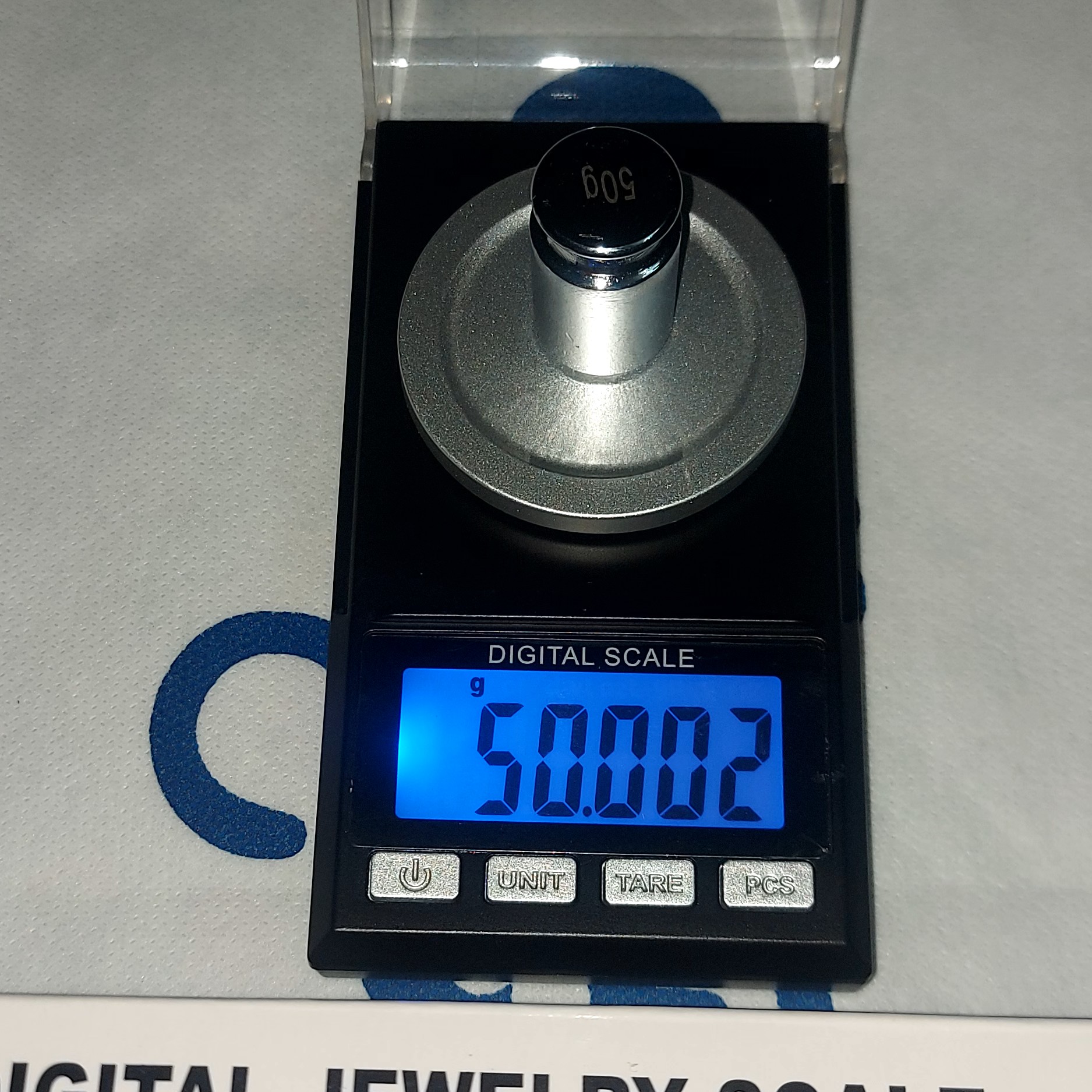ترازو 50 گرمی با دقت یکهزارم