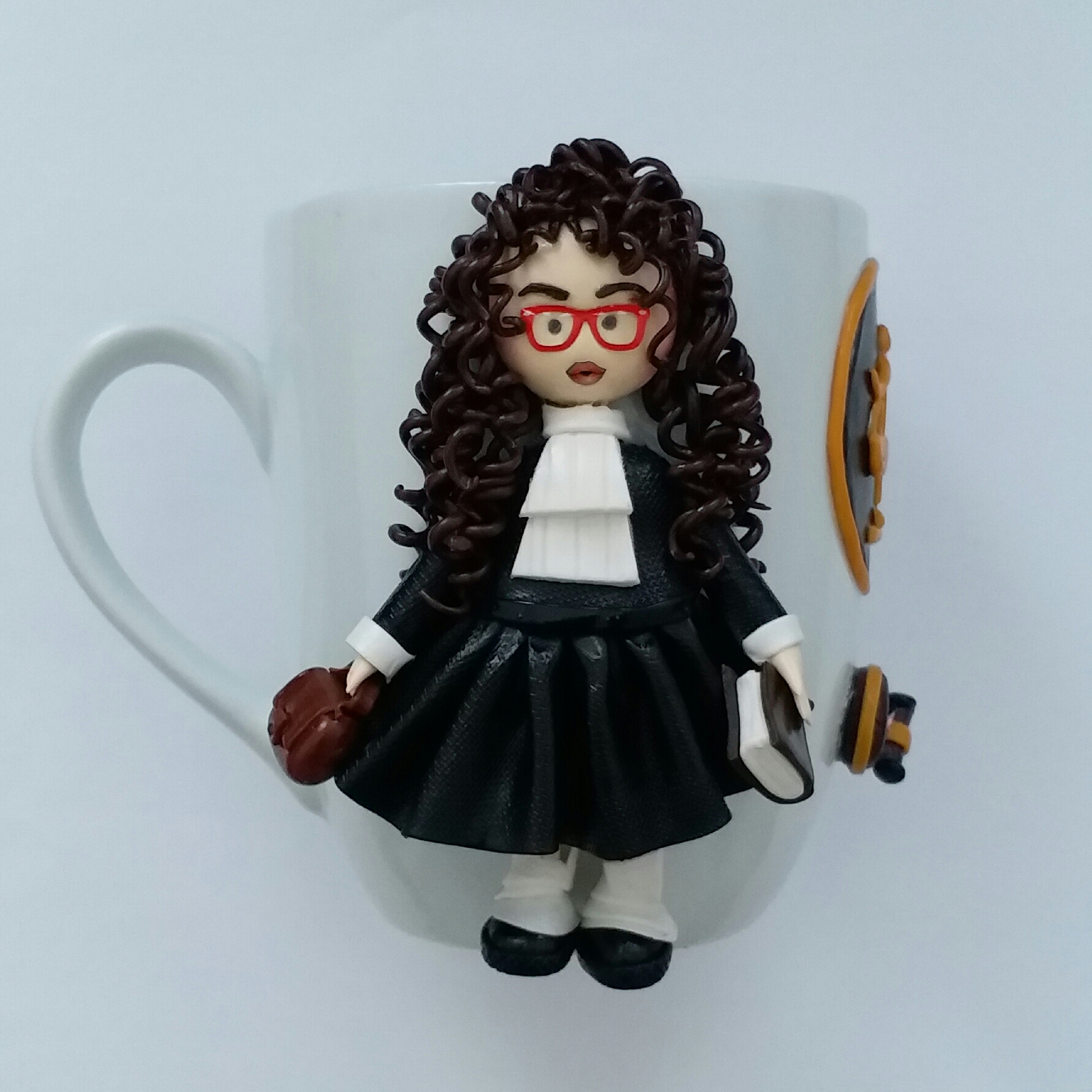 ماگ مدل دختر عروسکی A305