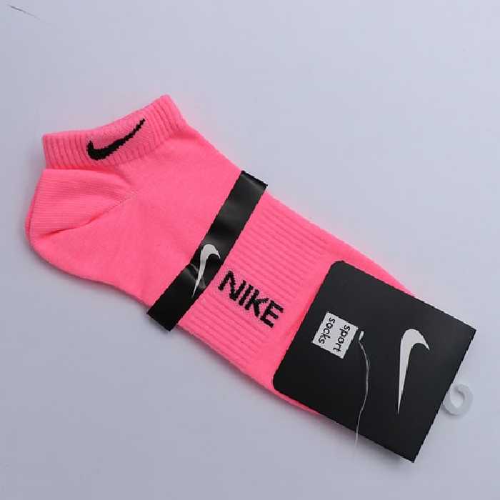 جوراب مچی مارک نایک رنگ صورتی فسفری پافیت 22652