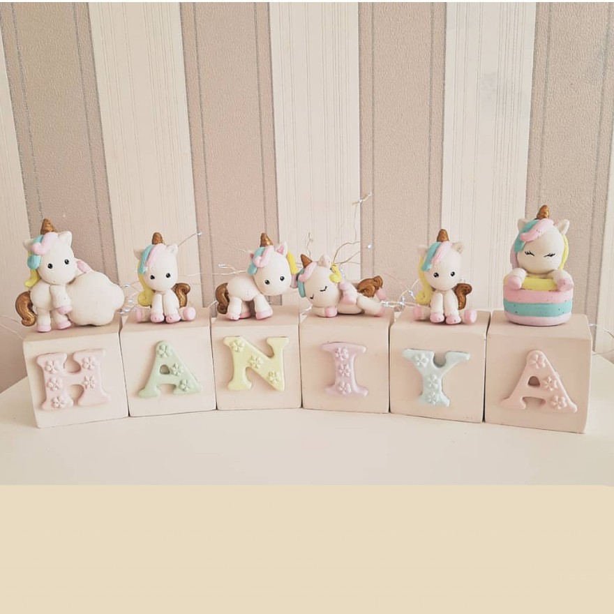 استند اسم مکعبی یونیکورن.استند مکعبی.پونی.تک شاخ. هراسم ورنگی به دلخواه شما کد5