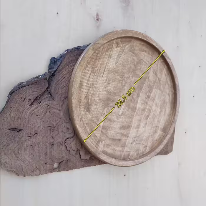 سینی چوبی ساخته شده از پلای وود بسیار محکم و بادوام و ضدآب پوشانده شده از روغن کاملا گیاهی بدون رنگ و مواد شیمیایی
