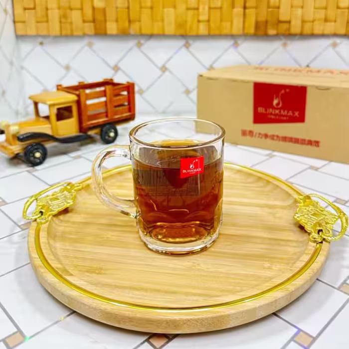 نیم لیوان چای خوری