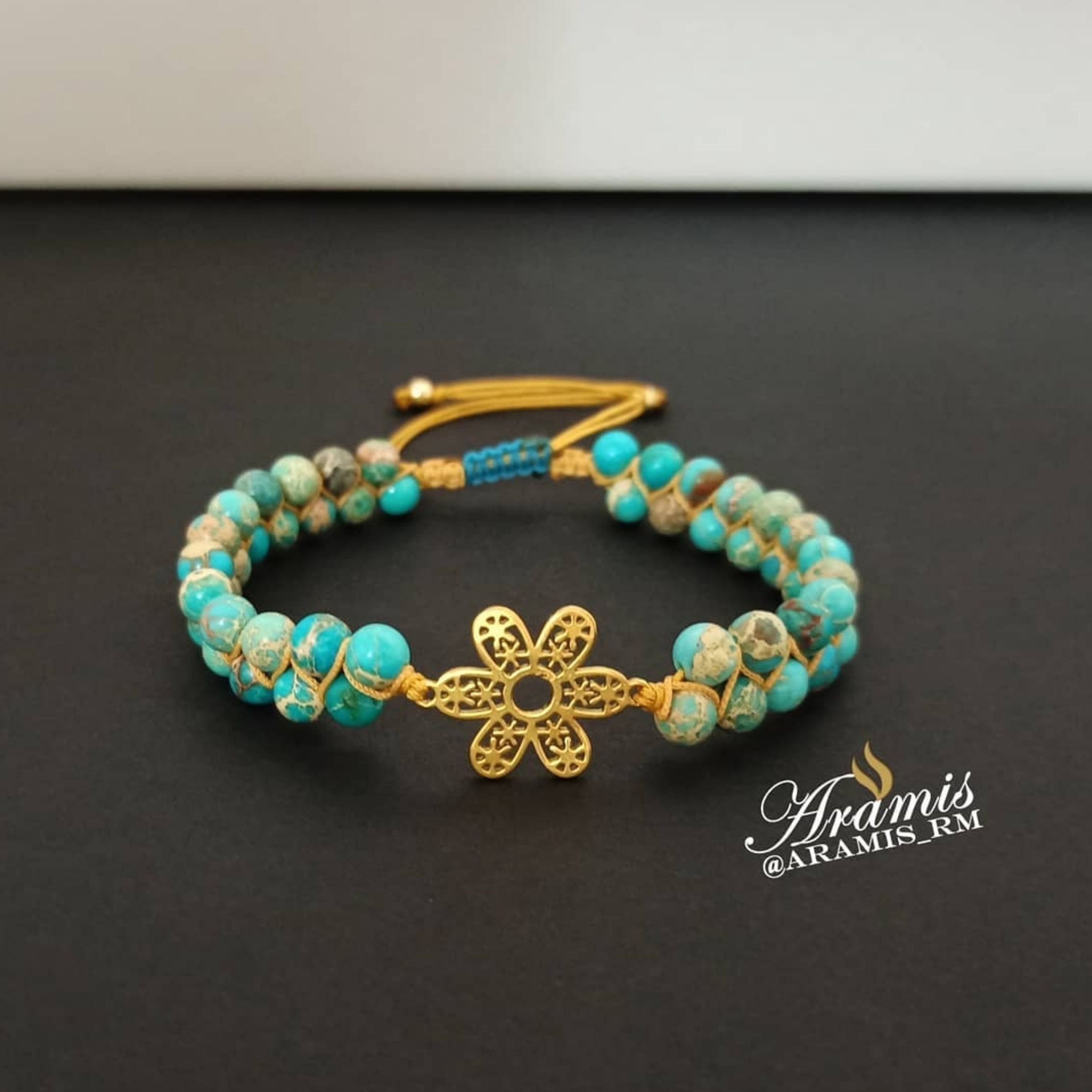 دستبند بافت دو ردیفه سنگ فیروزه اصل آفریقایی و پلاک استیل