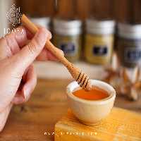 قاشق عسل با چوب شمشاد