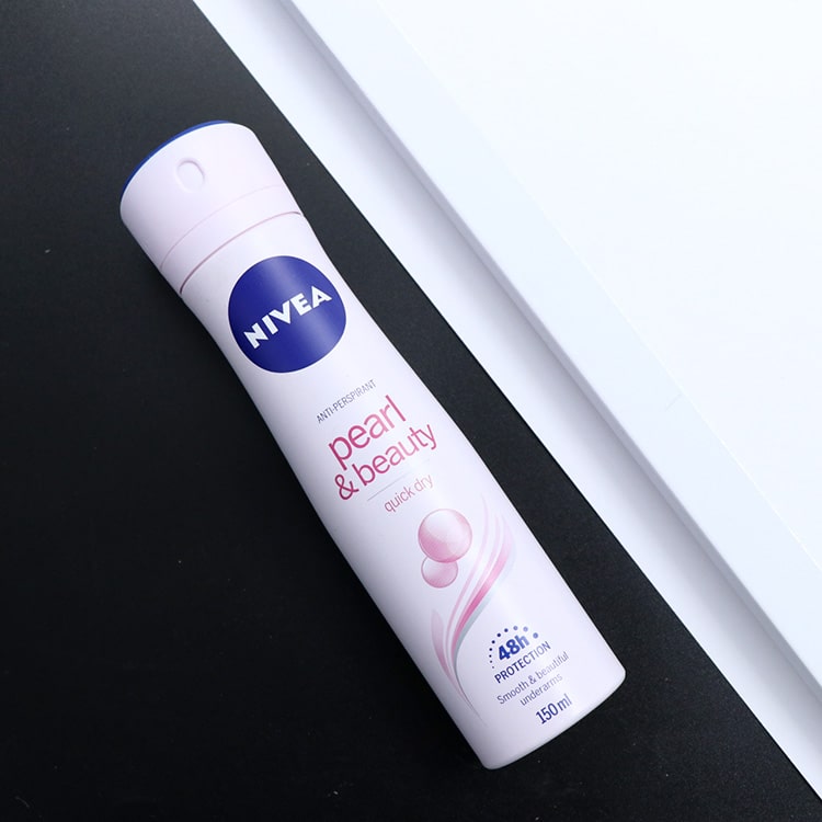 اسپری بدن نیوا pearl &amp; beauty NIVEA حجم 150 میل 90955