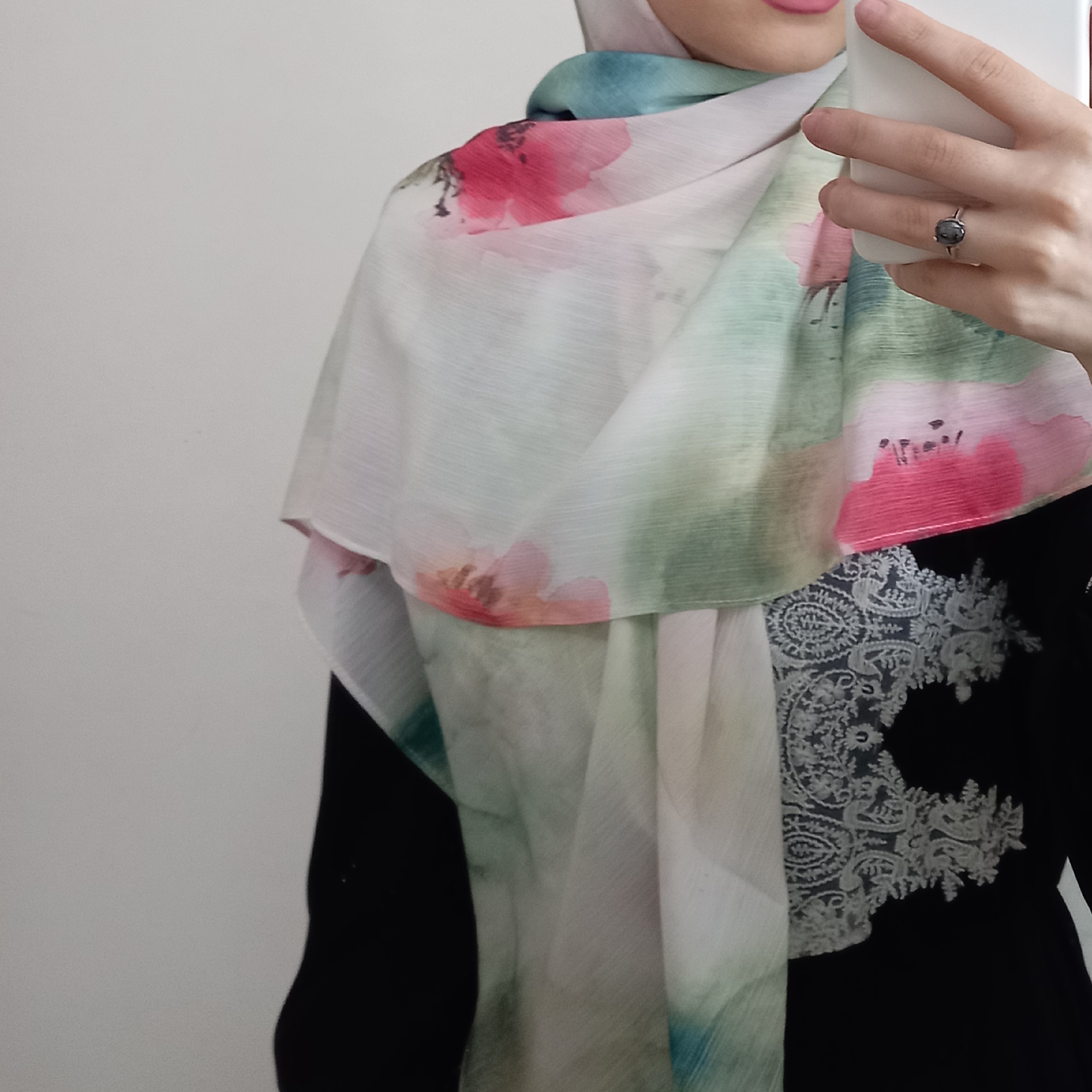 روسری حریر نخ طرح بهار