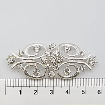 گل سینه جفتی نقره ای