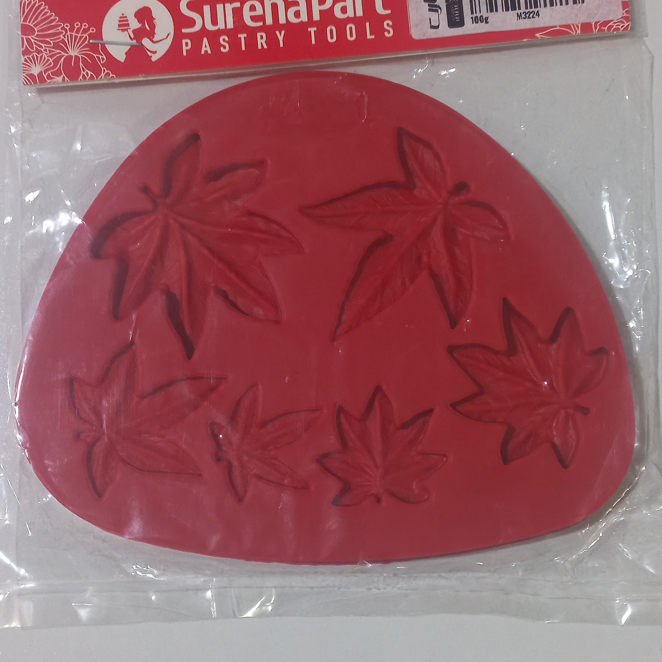 مولد برگ 6تایی ابعاد 11در14 و ابعاد برگها حدودا 3،4،5 سانت می باشد 