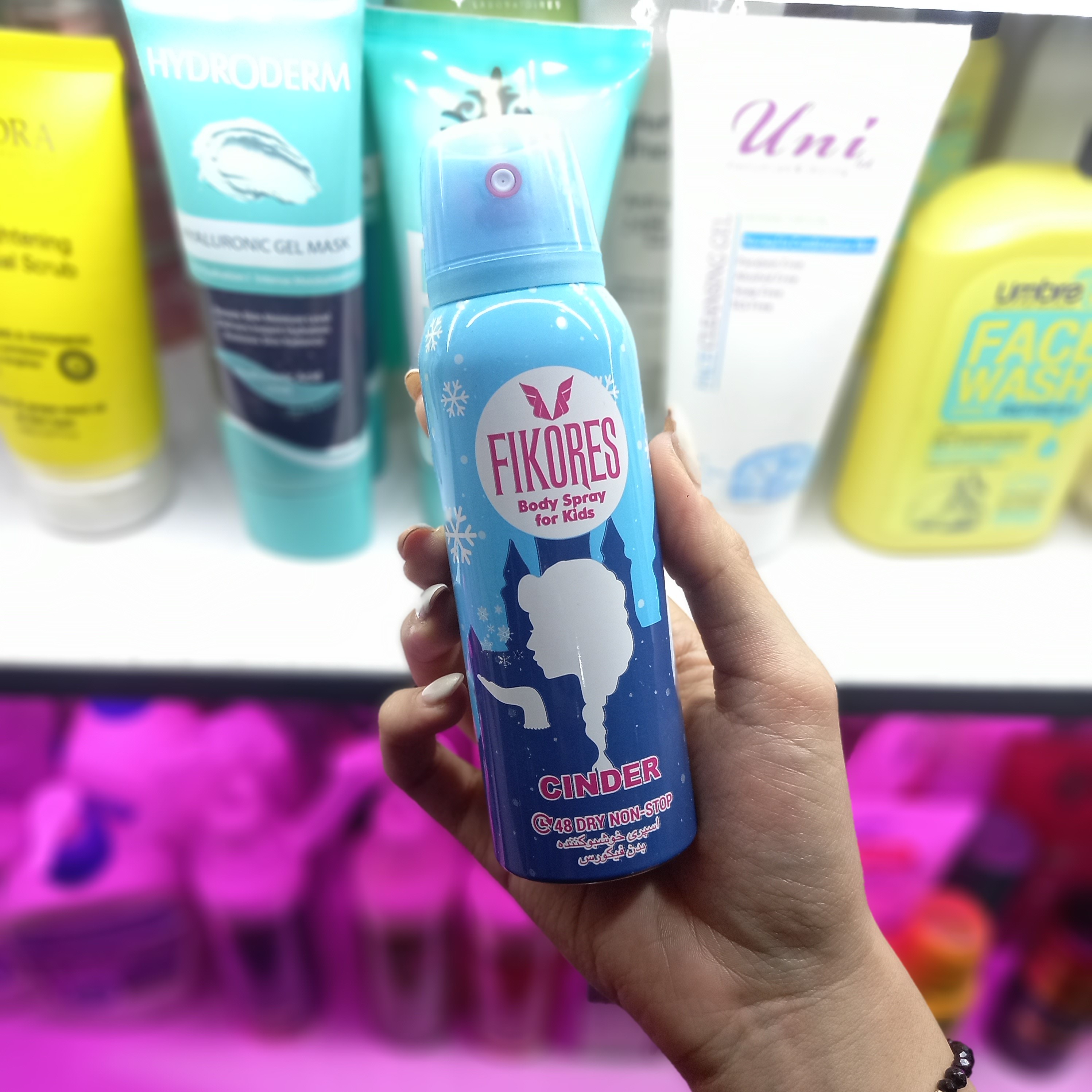 اسپری خوش بو کننده بدن بچه گانه فیکورس