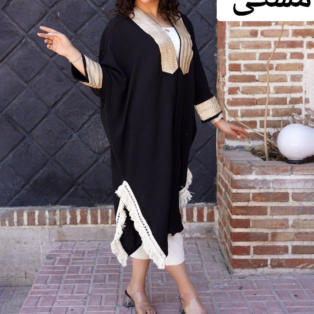 مانتو زنانه مانتو یقه لمه چاکدار مانتو بلند مانتو مشکی کرپ مازراتی مانتو پانچ